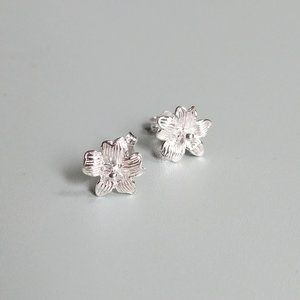 Small Flower Stud Earrings, Sterling Silver, Micro Mini Lilies, Vintage Garden